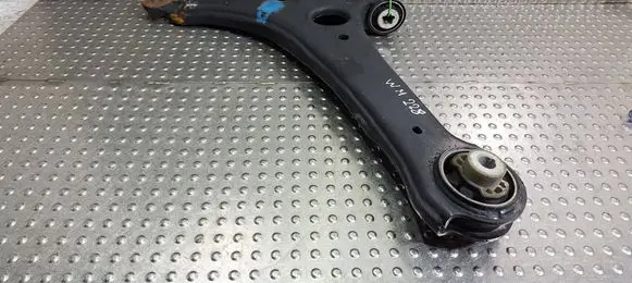 Mercedes-Benz Sprinter W907 W910 Front control arm A9103330000