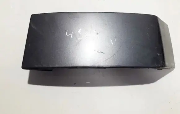 Volvo XC90 Rear/tail light trim molding 30698133