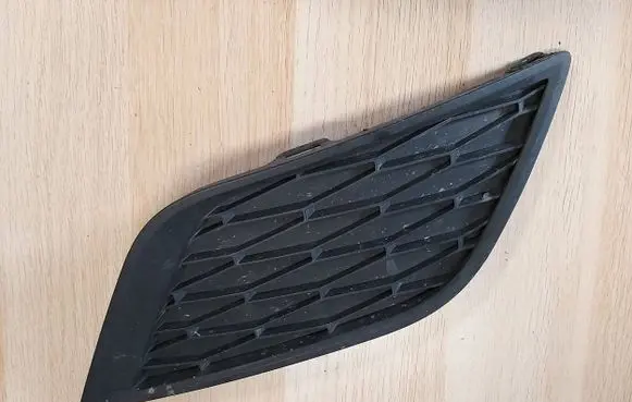 Seat Ibiza IV (6J,6P) Front bumper lower grill 6J0853666D