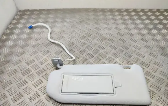 Opel Grandland X Sun visor