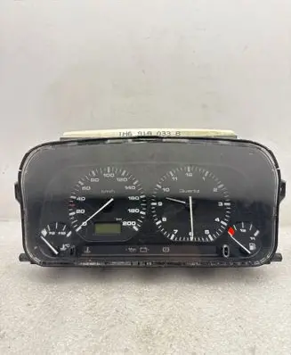 Volkswagen Golf III Speedometer (instrument cluster) 89652468 1H6919033B