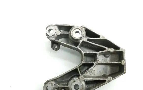 BMW X3 F25 Engine mounting bracket 73681310 6784827