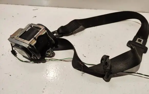 Audi A6 S6 C6 4F Front seatbelt 040335