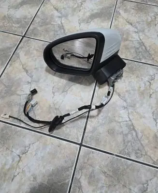 Mercedes-Benz CLA C118 X118 Front door electric wing mirror A1188103504 22476201 5330886