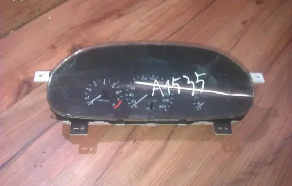 Mazda 323 Speedometer (instrument cluster)