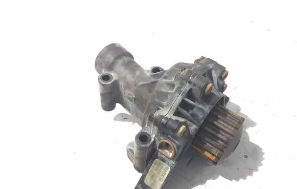 Peugeot 406 Water pump 9636364480