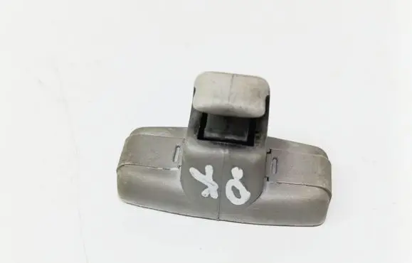 BMW 5 E39 Sun visor clip/hook/bracket 