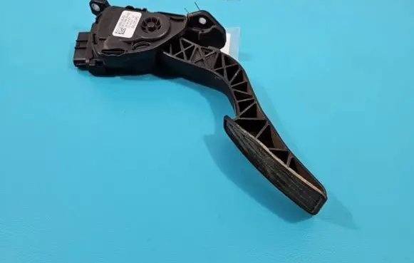 Suzuki Grand Vitara II Accelerator throttle pedal P6PV009074-00 IMPRK1362018