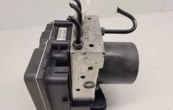 Audi A4 S4 B8 8K ABS Pump 8K0907379AA 8151J0685 8K061451