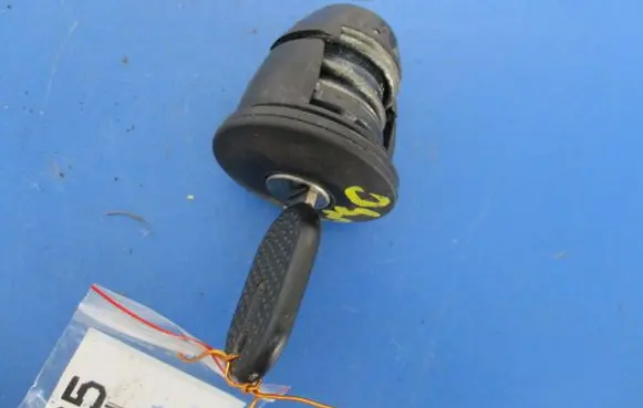 Fiat 500 Cinquecento Fuel tank filler neck pipe 
