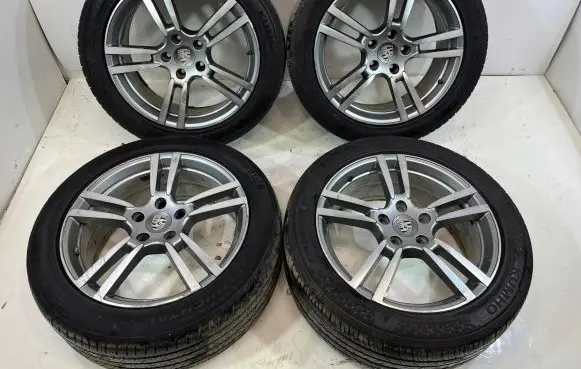 Porsche Cayenne (92A) R21 alloy rim 