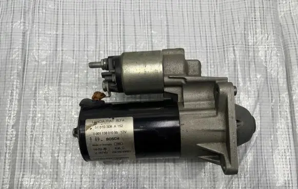 Fiat 500X Starter motor 51810308