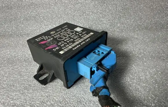 Audi A6 S6 C6 4F Light module LCM 4F0907357A 4F0910357A