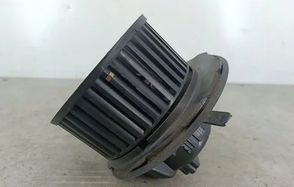 Volkswagen Jetta V Heater fan/blower 