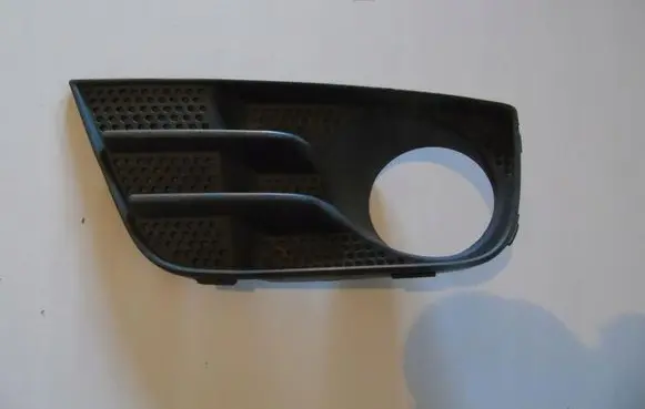 Ford Fusion Front bumper lower grill 2N1119953D