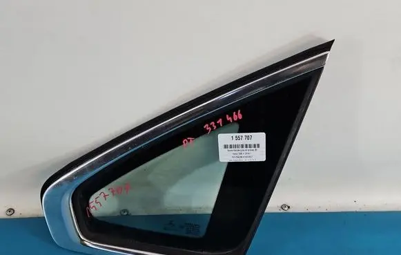 Volvo S90, V90 Rear side window IMPRK1557707