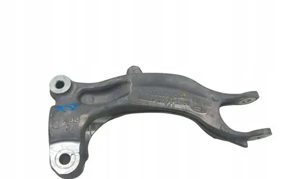 Audi A4 S4 B9 Rear control arm 8W0413037