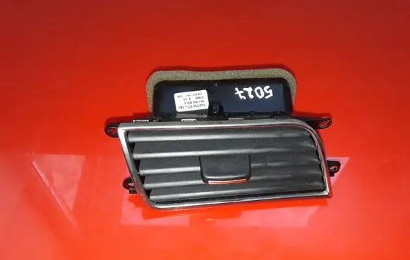 Audi A8 S8 D4 4H Dash center air vent grill 4H1820902A 4H1820902B
