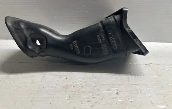 Volvo S90, V90 Air intake duct part 31370264