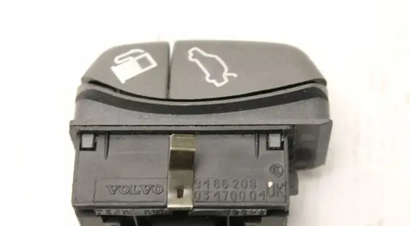 Volvo V70 Fuel tank opening switch 9166208