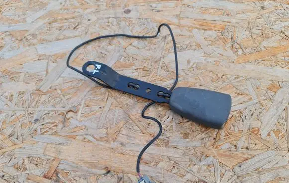 Volvo V70 Front seatbelt buckle