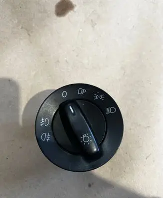 Volkswagen Golf V Other switches/knobs/shifts 1K0941431N 04068501