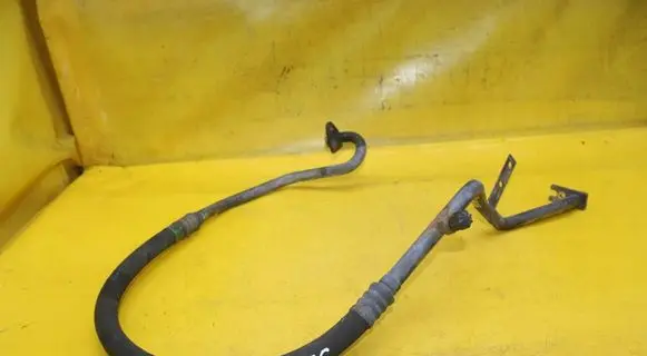 Mercedes-Benz Vito Viano W638 Power steering hose/pipe/line 4056