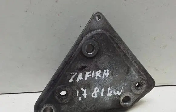 Opel Zafira B Engine mounting bracket