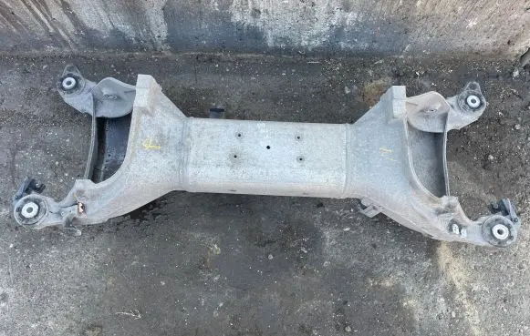 Peugeot 508 RXH Rear subframe 