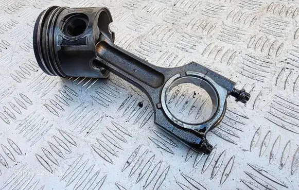 BMW 3 E90 E91 Piston with connecting rod 0840C