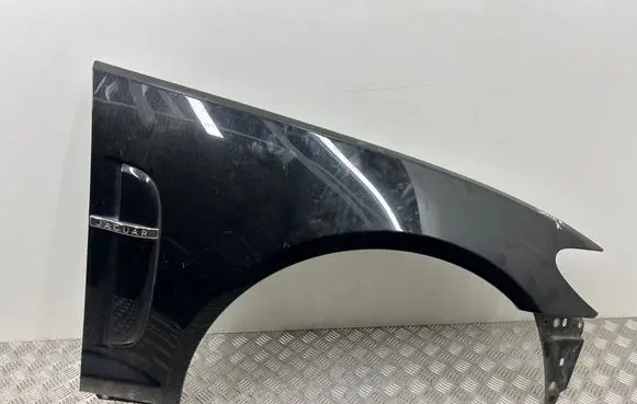 Jaguar XF X250 Fender
