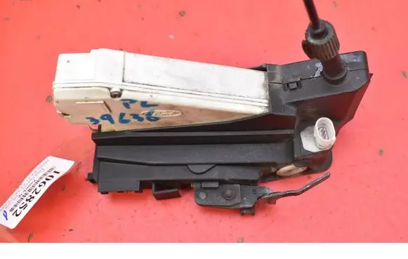 Ford Galaxy Front door lock 