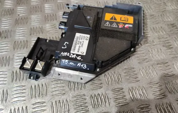 Mazda 6 Voltage converter/converter module GKK167Y60C