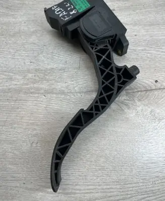 Skoda Fabia Mk1 (6Y) Accelerator throttle pedal 6Q1721503A 084201263 0280752215