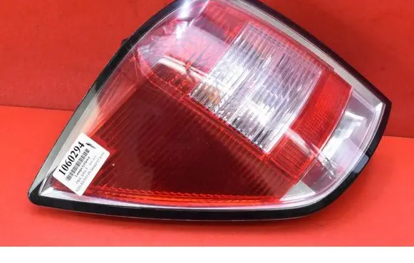 Opel Astra H Rear/tail lights 13223675