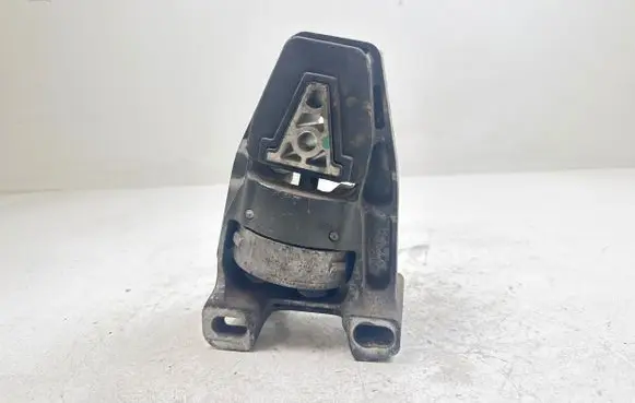 Peugeot 607 Engine mount bracket 326C68 122862