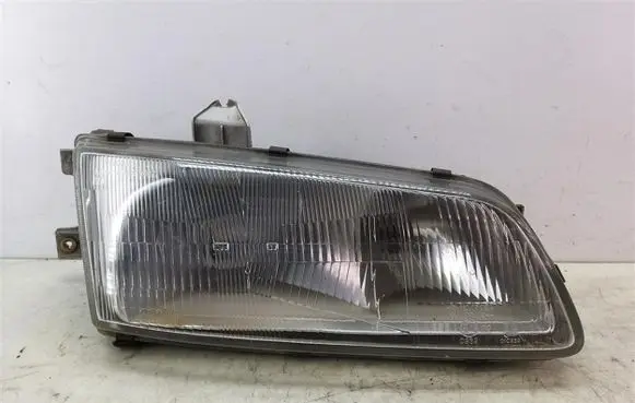 Hyundai H200 Headlight/headlamp