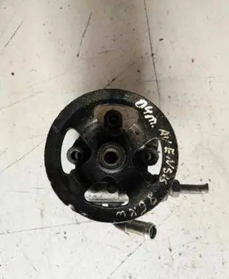 Toyota Avensis T250 Power steering pump