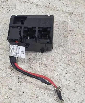BMW 5 G30 G31 Fuse module 9201980 18280310