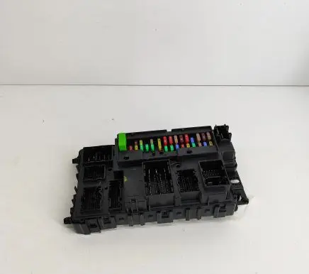 Ford Ranger Fuse module JU5T15604BEG A2C763531040000
