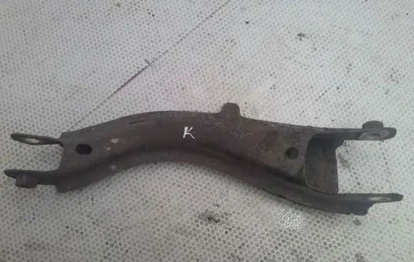 Rear control arm