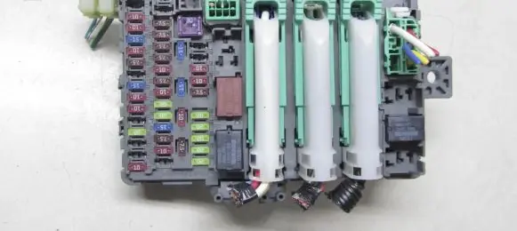 Honda CR-V Fuse box set T1EE111