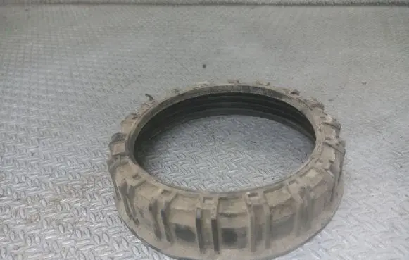 KIA Cerato In tank fuel pump screw locking ring/nut 