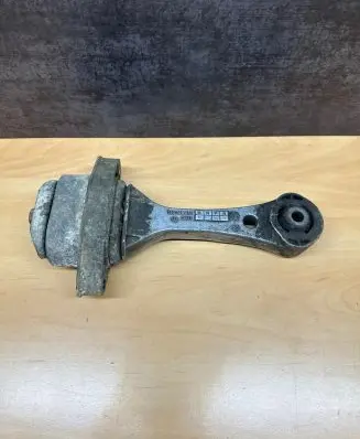 Volkswagen Golf IV Engine mount bracket 1J0199851