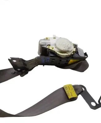 Subaru Outback Front seatbelt E40427014 34687