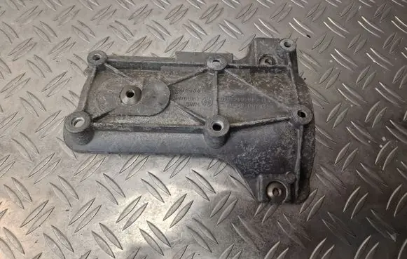 Audi A8 S8 D3 4E A/C compressor mount bracket 07C260885H