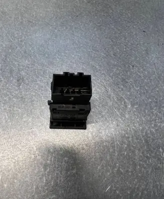 Volkswagen Transporter - Caravelle T5 Windscreen/window heater switch 7E0959621