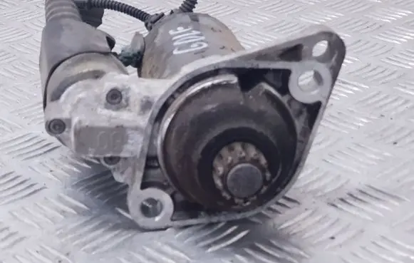 Volkswagen Golf VI Starter motor