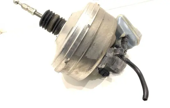 Audi Q7 4M Brake booster 4M0612103A