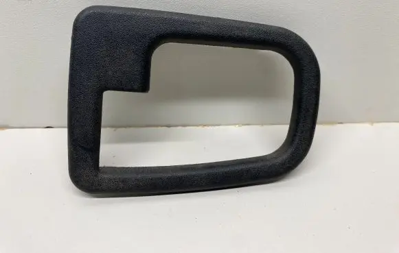 BMW 3 E36 Front door handle cover 1960645